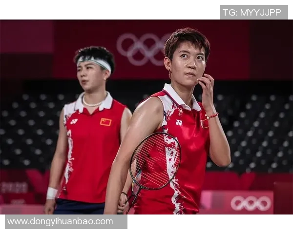 重庆羽毛球队与深圳羽毛球队赛后复盘分析意识差异与战术调整探讨